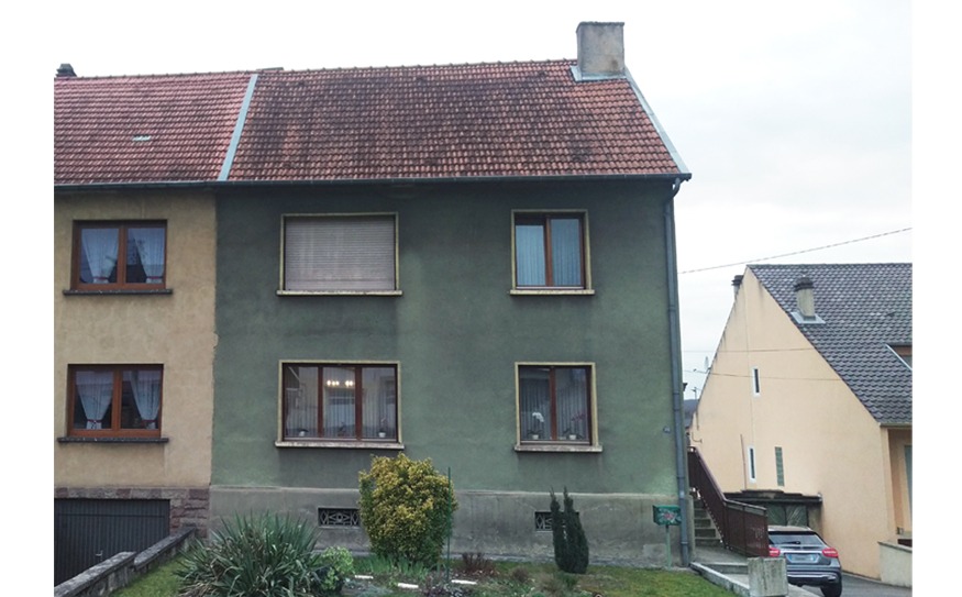 imgi_30_7_avant rénovation maison Moselle Sarreguemines - isolation combles Moselle Forbach - travaux toiture Moselle Thionville - couverture toiture zinc Moselle Metz - traitement humidité bâtiment Moselle Sarreguemines - étanchéité toiture Moselle Forbach - pose Velux Moselle Thionville - traitement charpente Moselle Metz - traitement façade et ravalement Moselle Sarreguemines - gouttières zinguerie Moselle Forbach - réparation toiture dégâts infiltration Moselle Thionville - démoussage toiture Moselle Metz - artisan rénovation local Moselle Sarreguemines - avis clients rénovation Moselle Forbach - chantier rénovation avant-après Moselle Thionville - devis rénovation maison Moselle Metz - expert rénovation thermique Moselle Sarreguemines - isolation laine soufflée Moselle Forbach - étanchéité membrane toiture Moselle Thionville