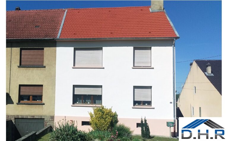 rénovation maison Moselle Sarreguemines - isolation combles Moselle Forbach - travaux toiture Moselle Thionville - couverture toiture zinc Moselle Metz - traitement humidité bâtiment Moselle Sarreguemines - étanchéité toiture Moselle Forbach - pose Velux Moselle Thionville - traitement charpente Moselle Metz - traitement façade et ravalement Moselle Sarreguemines - gouttières zinguerie Moselle Forbach - réparation toiture dégâts infiltration Moselle Thionville - démoussage toiture Moselle Metz - artisan rénovation local Moselle Sarreguemines - avis clients rénovation Moselle Forbach - chantier rénovation avant-après Moselle Thionville - devis rénovation maison Moselle Metz - expert rénovation thermique Moselle Sarreguemines - isolation laine soufflée Moselle Forbach - étanchéité membrane toiture Moselle Thionville