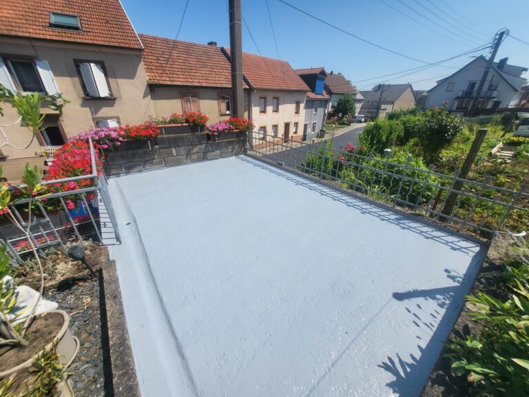 rénovation maison Moselle Sarreguemines - isolation combles Moselle Forbach - travaux toiture Moselle Thionville - couverture toiture zinc Moselle Metz - traitement humidité bâtiment Moselle Sarreguemines - étanchéité toiture Moselle Forbach - pose Velux Moselle Thionville - traitement charpente Moselle Metz - traitement façade et ravalement Moselle Sarreguemines - gouttières zinguerie Moselle Forbach - réparation toiture dégâts infiltration Moselle Thionville - démoussage toiture Moselle Metz - artisan rénovation local Moselle Sarreguemines - avis clients rénovation Moselle Forbach - chantier rénovation avant-après Moselle Thionville - devis rénovation maison Moselle Metz - expert rénovation thermique Moselle Sarreguemines - isolation laine soufflée Moselle Forbach - étanchéité membrane toiture Moselle Thionville