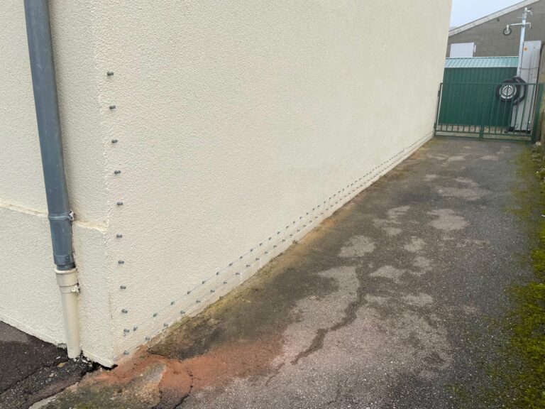 Moisissures à la maison : comprendre, prévenir et assainir durablement